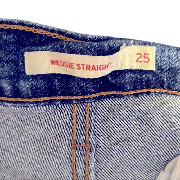 Levi's Wedgie Straight Jeans Size 25 - Picture 7 of 7